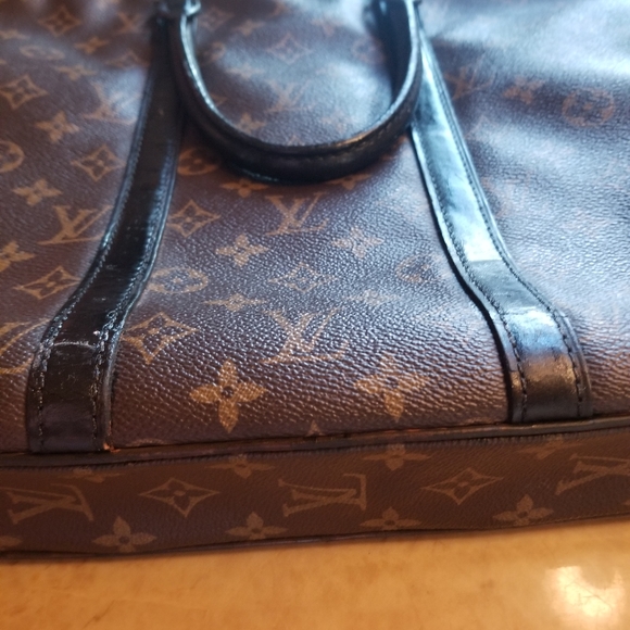 LV documents bag - Picture 6 of 9